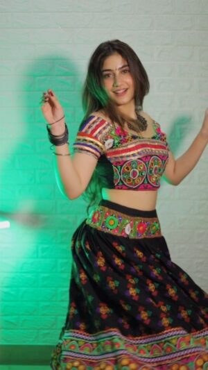 Jasmeet Kaur Instagram - Navaratri beginsš¦š¤
#reels #navaratri #trending #reelitfeelit