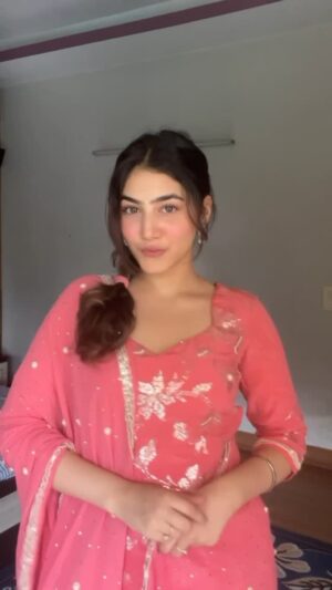 Jasmeet Kaur Instagram - Mere wargii šøš©·
#reels #reelitfeelit #trending