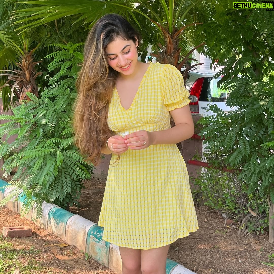 Jasmeet Kaur - 3.1K Likes - 💛💛💛💛