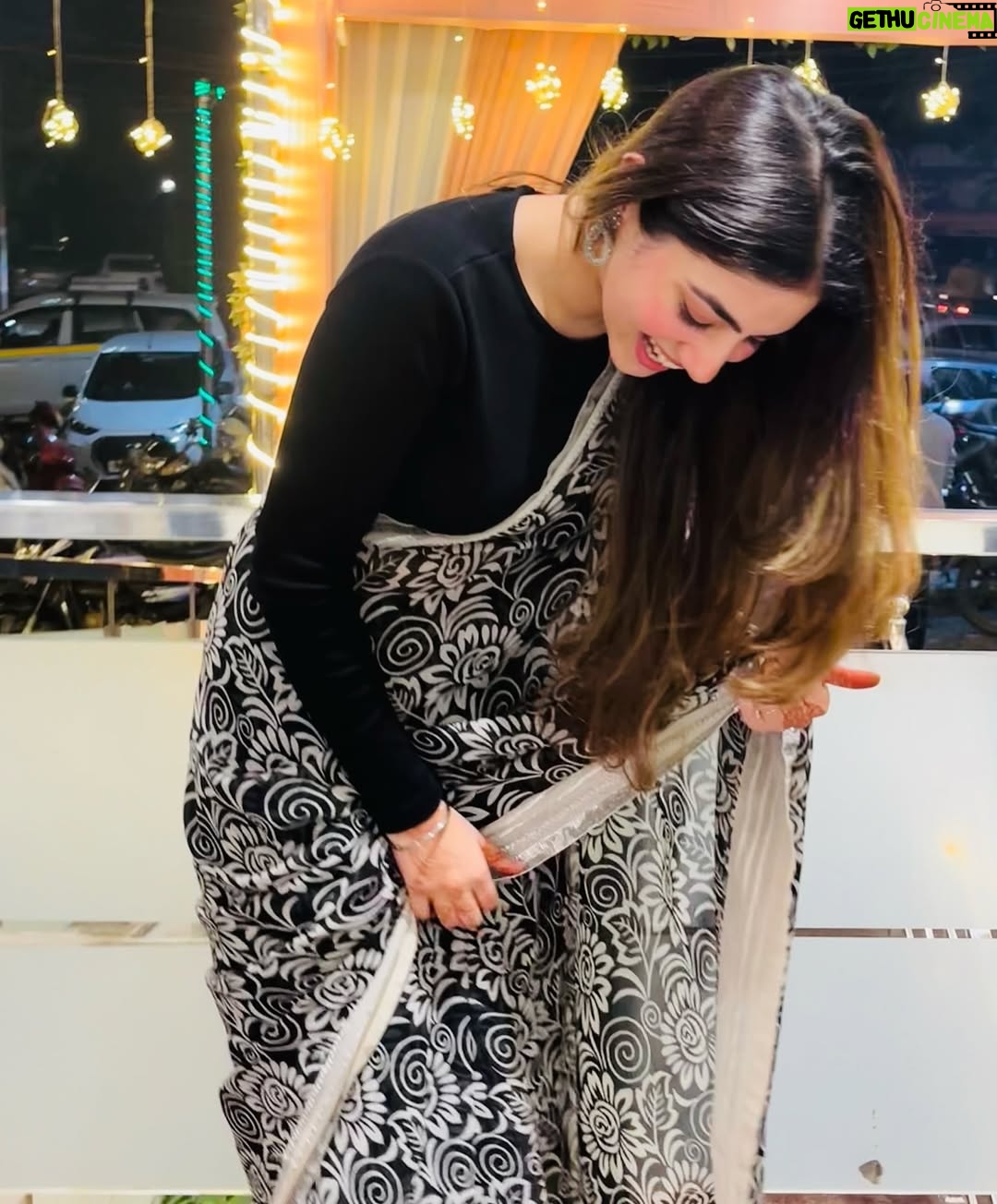 Jasmeet Kaur - 54.6K Likes - 🖤