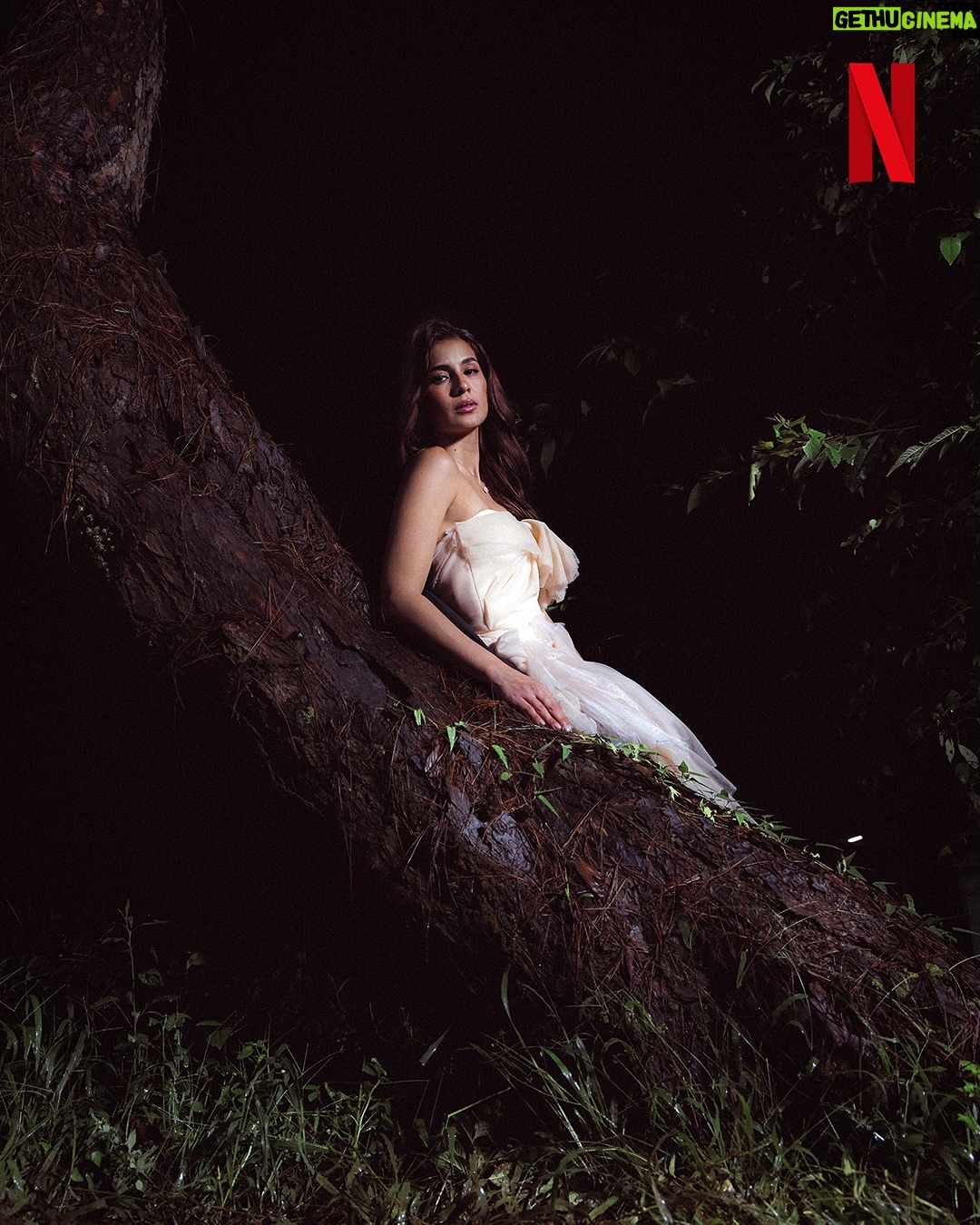 Jasmine Curtis-Smith - 2K Likes - The Time That Remains is a visual masterpiece. It’s no wonder the stars Carlo Aquino, Bing Pimentel, and Jasmine Curtis-Smith look the part 🤩

📸 @borgyangeles 

#TheTimeThatRemains #CarloAquino #BingPimentel #JasmineCurtisSmith #vampire #horror