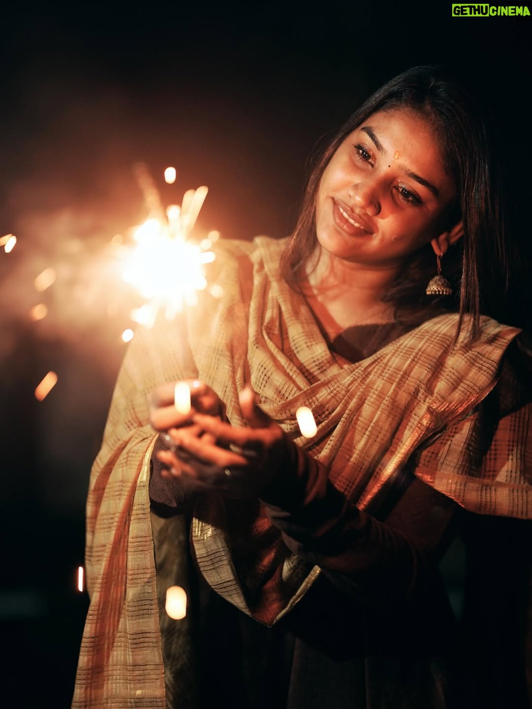 Jasmine Parveen - 24K Likes - 🎇✨
.
.
Pc: @vjnawin 
.
.
