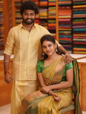 Jasmine Parveen Instagram - Saree and Vesti From @ramrajcottonofficial 
.
.
📸: @madurai_photography