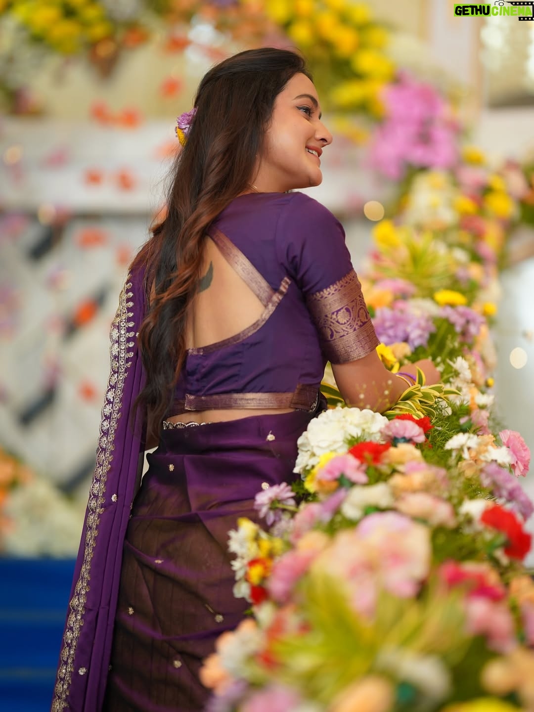 Jasmine Rath - 41.5K Likes - This season of love is full of planning, dreaming, and cherishing every moment🤍✨

#jasminerath