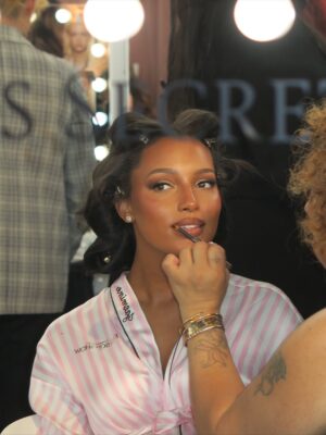 Jasmine Tookes Instagram - I’ve been walking the Victoria’s Secret Fashion Show since 2012… and never in a million years did I think I would open it,  especially among so many of the iconic and incredible women who have defined this brand.

This moment felt out of sight in every way. At nine months pregnant, I didn’t expect to even get the call, but when I did, and Adam shared the story, the symbolism of Venus, the strength, the rebirth, the divine feminine energy woven through it, I knew it was exactly where I was meant to be. 🥹

VS has been such a meaningful part of my career, and to witness the brand’s evolution, its growth, its renewed sense of purpose, has been nothing short of magical. The outpouring of love and support from so many of you has moved me more than I can ever say. I was trying so hard to not cry down the runway.

To my doctors, family and everyone who helped keep me and baby safe through this journey, thank you from the bottom of my heart. I truly didn’t think this would be possible… but we did it & In heels!!! 

I’ve always believed in the power of manifestation and goddess energy…maybe I called this one in a little too strongly. 😉

And to @adamselman… what an angel you are. When you told me the news, I was in absolute shock and tears, I think I couldn’t even speak. I still remember walking your very first Adam Selman show in 2014, and to stand here a decade later, sharing this moment together, feels so full circle. I’m forever grateful to have represented @victoriassecret again in such an impactful, history-making way.

It took me a while to even find the words, because every time I think about it, I get emotional. If you told 14-year-old Jasmine, the girl who had every VS Angel on her school binder, that she would one day not only walk the show nine times, but open it, pregnant, as the embodiment of Venus herself… she wouldn’t have believed a single word.

But every step, every show, every lesson led me right here.

Thank you to every VS fan, I see all of your videos & messages and I’m truly over the moon. 

Thank you @piergiorgio & the entire VS team!

A few short weeks until baby boy arrives, and I can’t wait for him to see this one day. 

LOVE YOU ALL!!!