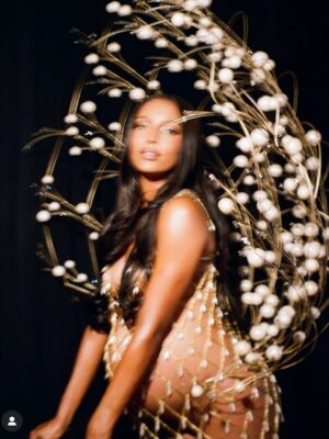 Jasmine Tookes Instagram - I’ve been walking the Victoria’s Secret Fashion Show since 2012… and never in a million years did I think I would open it,  especially among so many of the iconic and incredible women who have defined this brand.

This moment felt out of sight in every way. At nine months pregnant, I didn’t expect to even get the call, but when I did, and Adam shared the story, the symbolism of Venus, the strength, the rebirth, the divine feminine energy woven through it, I knew it was exactly where I was meant to be. 🥹

VS has been such a meaningful part of my career, and to witness the brand’s evolution, its growth, its renewed sense of purpose, has been nothing short of magical. The outpouring of love and support from so many of you has moved me more than I can ever say. I was trying so hard to not cry down the runway.

To my doctors, family and everyone who helped keep me and baby safe through this journey, thank you from the bottom of my heart. I truly didn’t think this would be possible… but we did it & In heels!!! 

I’ve always believed in the power of manifestation and goddess energy…maybe I called this one in a little too strongly. 😉

And to @adamselman… what an angel you are. When you told me the news, I was in absolute shock and tears, I think I couldn’t even speak. I still remember walking your very first Adam Selman show in 2014, and to stand here a decade later, sharing this moment together, feels so full circle. I’m forever grateful to have represented @victoriassecret again in such an impactful, history-making way.

It took me a while to even find the words, because every time I think about it, I get emotional. If you told 14-year-old Jasmine, the girl who had every VS Angel on her school binder, that she would one day not only walk the show nine times, but open it, pregnant, as the embodiment of Venus herself… she wouldn’t have believed a single word.

But every step, every show, every lesson led me right here.

Thank you to every VS fan, I see all of your videos & messages and I’m truly over the moon. 

Thank you @piergiorgio & the entire VS team!

A few short weeks until baby boy arrives, and I can’t wait for him to see this one day. 

LOVE YOU ALL!!!