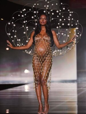 Jasmine Tookes Instagram - I’ve been walking the Victoria’s Secret Fashion Show since 2012… and never in a million years did I think I would open it,  especially among so many of the iconic and incredible women who have defined this brand.

This moment felt out of sight in every way. At nine months pregnant, I didn’t expect to even get the call, but when I did, and Adam shared the story, the symbolism of Venus, the strength, the rebirth, the divine feminine energy woven through it, I knew it was exactly where I was meant to be. 🥹

VS has been such a meaningful part of my career, and to witness the brand’s evolution, its growth, its renewed sense of purpose, has been nothing short of magical. The outpouring of love and support from so many of you has moved me more than I can ever say. I was trying so hard to not cry down the runway.

To my doctors, family and everyone who helped keep me and baby safe through this journey, thank you from the bottom of my heart. I truly didn’t think this would be possible… but we did it & In heels!!! 

I’ve always believed in the power of manifestation and goddess energy…maybe I called this one in a little too strongly. 😉

And to @adamselman… what an angel you are. When you told me the news, I was in absolute shock and tears, I think I couldn’t even speak. I still remember walking your very first Adam Selman show in 2014, and to stand here a decade later, sharing this moment together, feels so full circle. I’m forever grateful to have represented @victoriassecret again in such an impactful, history-making way.

It took me a while to even find the words, because every time I think about it, I get emotional. If you told 14-year-old Jasmine, the girl who had every VS Angel on her school binder, that she would one day not only walk the show nine times, but open it, pregnant, as the embodiment of Venus herself… she wouldn’t have believed a single word.

But every step, every show, every lesson led me right here.

Thank you to every VS fan, I see all of your videos & messages and I’m truly over the moon. 

Thank you @piergiorgio & the entire VS team!

A few short weeks until baby boy arrives, and I can’t wait for him to see this one day. 

LOVE YOU ALL!!!