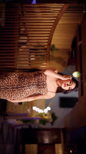 Jaspreet Kaur Instagram - Dark elegance 🖤
🎥- @gensomedia
Edited by - @webgnix
MUA - @itssadhanayadav
#indianinfluencer #longdress #animalprints #ariana