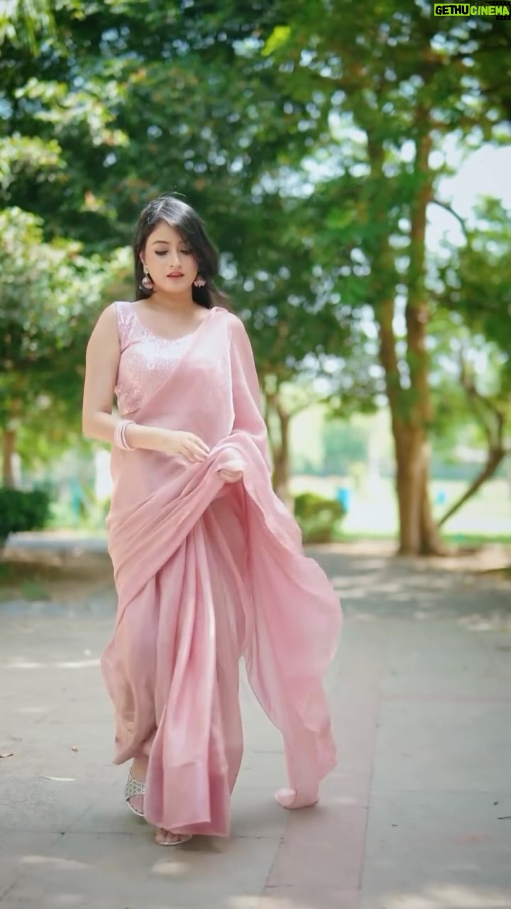Jaspreet Kaur - 24.3K Likes - To be yourself in a world trying to make you something else — that’s the greatest accomplishment 💫

🎥- @third_eye_production_ 
Edited by - @gensomedia 
MUA - @itssadhanayadav 

#saree #sareefashion #sareelove❤️ #sareelovers #sareeofinstagram #pinksaree