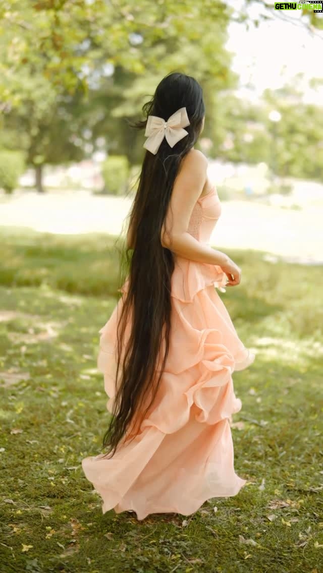 Jaspreet Kaur - 17.1K Likes - Be the flow 🌸 

🎥- @third_eye_production_ 
Edited by - @parasshutterbug 
MUA - @itssadhanayadav 
Dress - @savana 

#pinkdress #longhair #longhairs #verylonghair #rapunzel