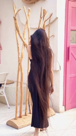 Jaspreet Kaur Instagram - A vibe called blessed 🖤
Comment “link” to get the dress link in your DMs ❤️
MUA - @facestorybynehashukla
📸 - @third_eye_production_
Location courtesy- @iliosdelhi
Edited by - @aks_hay96
#blackdress #halterneck #longdress #longblackdress #longhair #longhairs #verylonghair