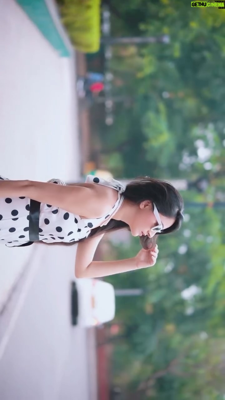 Jaspreet Kaur - 3.1K Likes - Retro feels and fit ✨ 

🎥 - @gensomedia 
Edited by - @webgnix 

#polkadots #prettywoman #vintagevibes #retrofeels #retrolook #whiteshades #polkadress