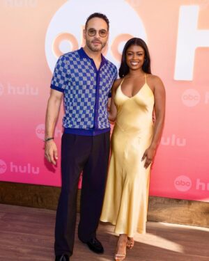 Javicia Leslie Instagram - Last days of summer with @ABC and my @highpotentialabc family 💛 This dress was definitely giving Andie in ‘How to Lose a Guy in 10 Days’ ☺️ Also, @nolwencif you always shoot the most perfect photos! Thank you!