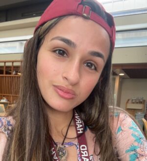 Jazz Jennings Instagram - ***Senior Spring Dump***
Thank you to my incredible friends who make it all worth it! My Harvard experience has been magical because of all of you❤️