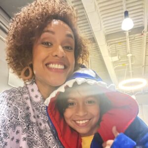 Jeirmarie Osorio Instagram - #velvetelnuevoimperio me regaló tantas experiencias, nuevas amistades y un trabajo emocional que aun sigo llevando. Gracias por el cariño que le han agarrado a Luisa. No me la dejen sola! Yo la amaré por siempre. Espero sigan disfrutando de esta historia. 

@telemundo @telemundoseries