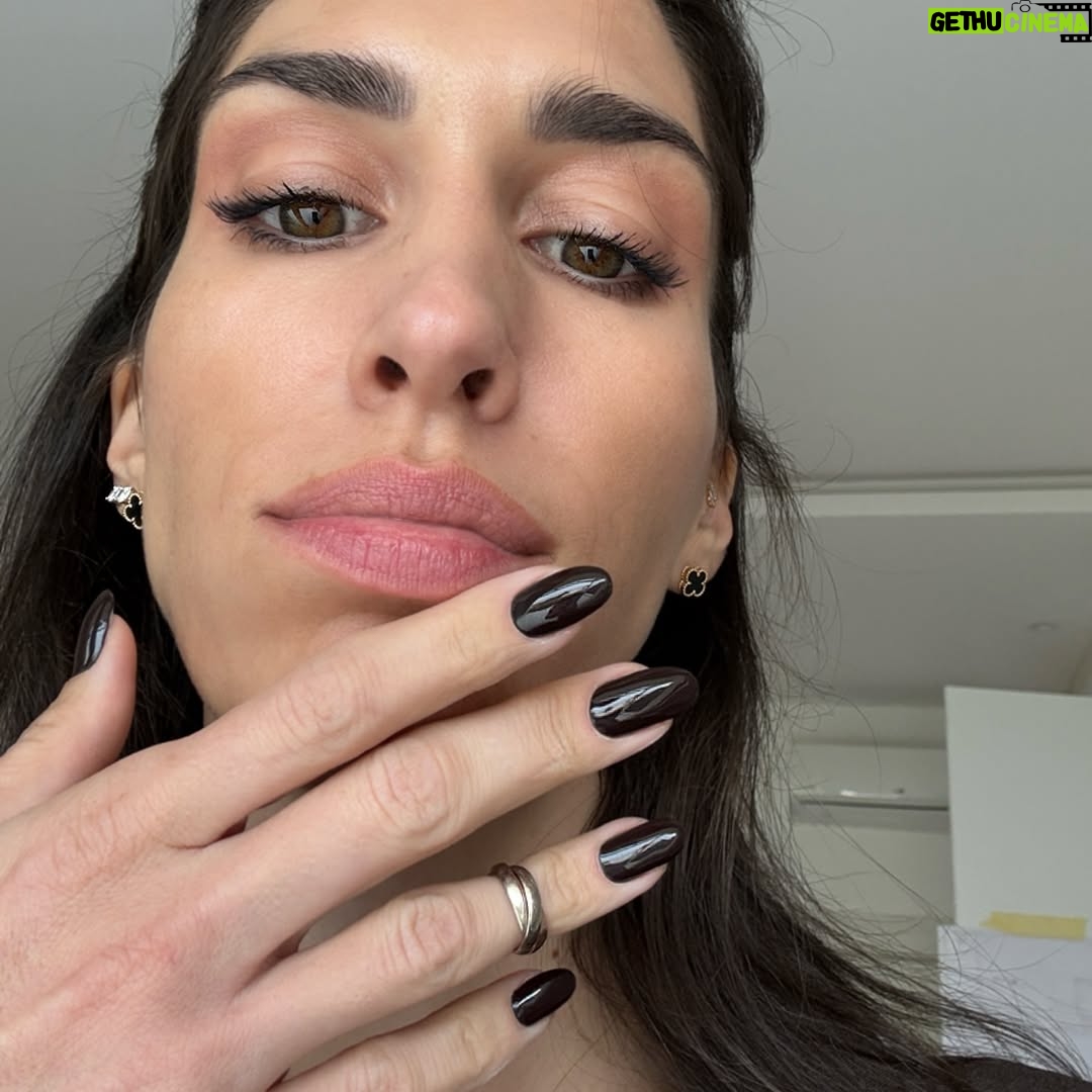 Jelisaveta Orašanin - 7.2K Likes - 