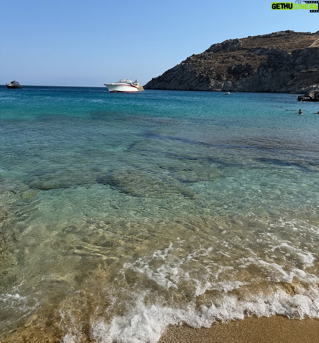 Jelisaveta Orašanin - 7.4K Likes - 🇬🇷