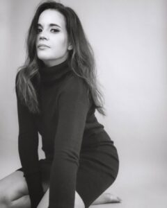Actress Jenna Leigh Green HD Photos and Wallpapers May 2025