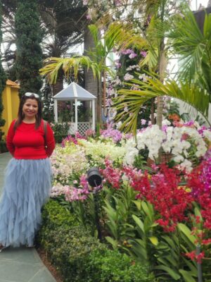 Jennifer Mistry Bansiwal Instagram - Colourful