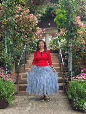 Jennifer Mistry Bansiwal Instagram - Colourful