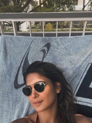 Jennifer Winget Instagram - ❤️☀️🤍