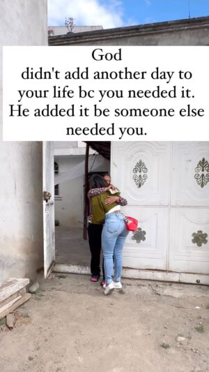 Jessenia Gallegos Instagram - Matthew 25:40 — Truly I tell you, whatever you did for one of the least of these brothers and sisters of mine, you did for me.

Each act of kindness to others is a reflection of our service to the divine. BIG Thank you to all those that helped make this happen. Without your contribution none of this could have happened.  Together we helped so many lived affected by the natural catastrophe my parent’s hometown suffered last year.  My parents visits Ecuador almost every year. I’m greatful I got to do this with them.  It made me visiting Ecuador after 15yrs so special having them there 🫂💫 

#givingback #helpingothers #dogood #hope #makeadifference #socialgood #ecuadorian #ecuador #helpyourneighbor #movewithpurpose