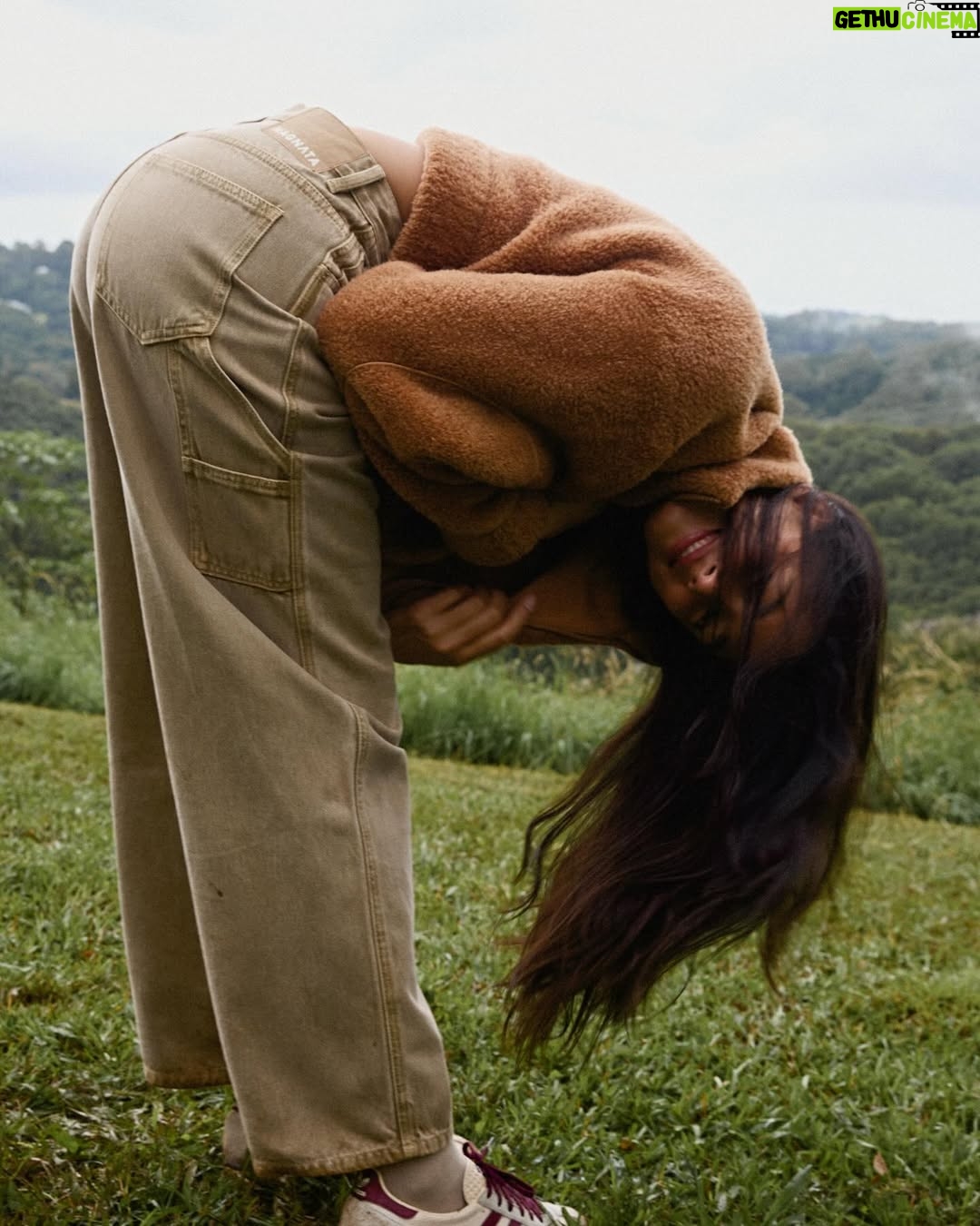 Jessica Gomes - 2.1K Likes - I want more green in my life 🟢
Friends. Sun baking. Dancing. Slower mornings. Breathing. Deep inhales & exhales. Crystals. Hinterland walks. Long dinners. Flowers. Cacao. Fresh organic produce. Farmers markets. Cooking. Fun events. Gatherings. Singing. Rapping. Journalling. Swimsuits. Nagnata. Retreats. Detoxes. Ceremony. Sexy hottie photoshoots. Yoga. Deep connections. Rolling green hills. Long chats under the stars. Hangs by the fire. Belly laughs. Crys. Nature sounds. Ocean dips. Tea ceremonies. Sunsets. Sunrises. Rainbows. Bakeries. General stores. Greens from the garden. Gardening. Roses. Essential oils. Steamies. Salt scrubs. Spa days. Bi carb. Cold dips. Cards. Prayers. Women’s circle. Community. Country roads. Pot holes. Snakes. Butterflies. Birds. Burning Sage. Candles. Horses. Green paddocks. Cows. Surf talk. Swimming Pools. Sheep. Wooden fences. Incense. Books. Diary entries. Antique stores. Fresh herbs. Homewares. Baskets. Long chats about the same thing. And on and on and on. 🥀