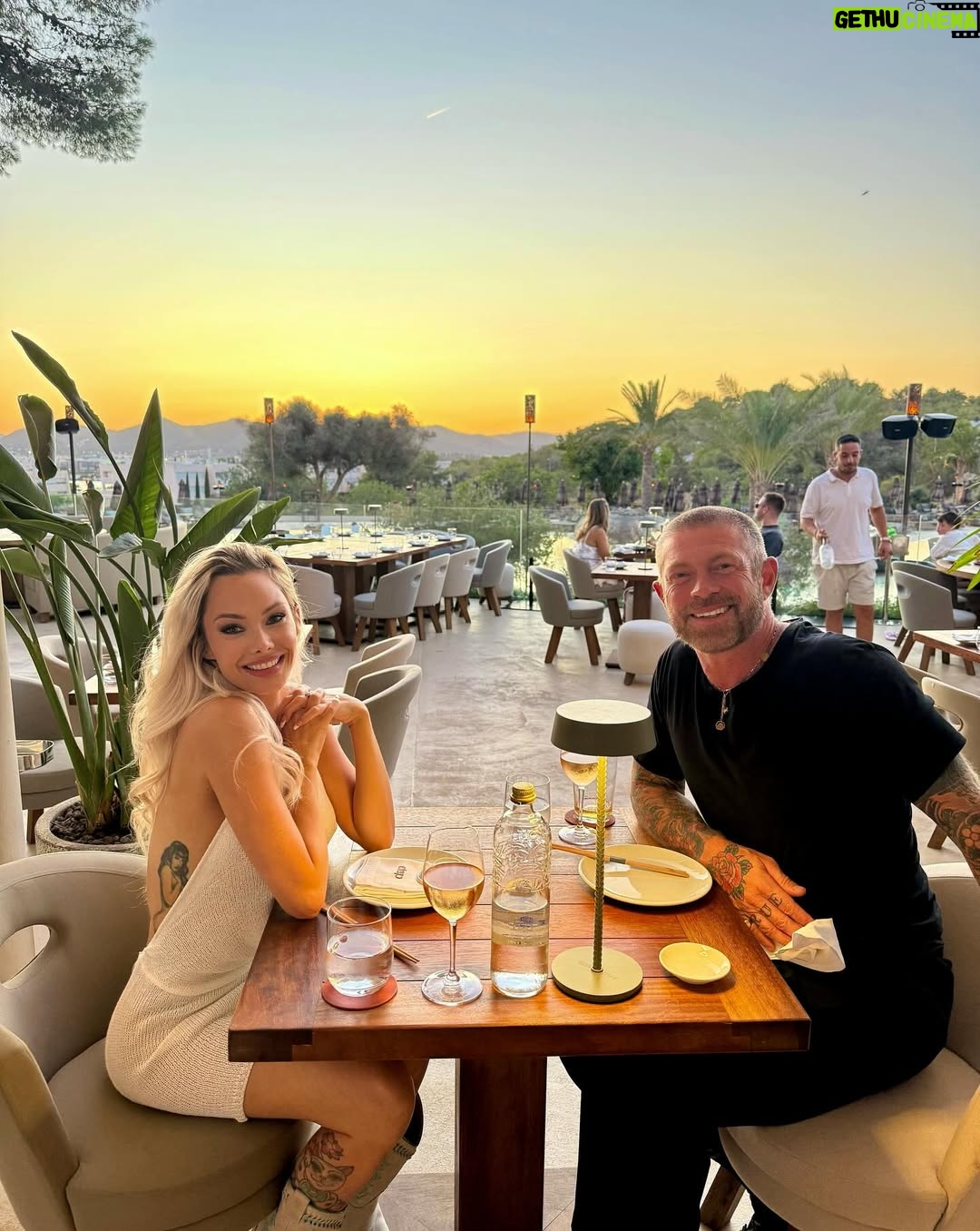 Jessica-Jane Stafford - 701 Likes - ✨ Golden hour, great food, and my favorite person @leestaffordworld 🥂 We had the most amazing dinner at @claphouseibiza 🌅💕 #ClapHouse #ClapHouseIbiza #Ibiza