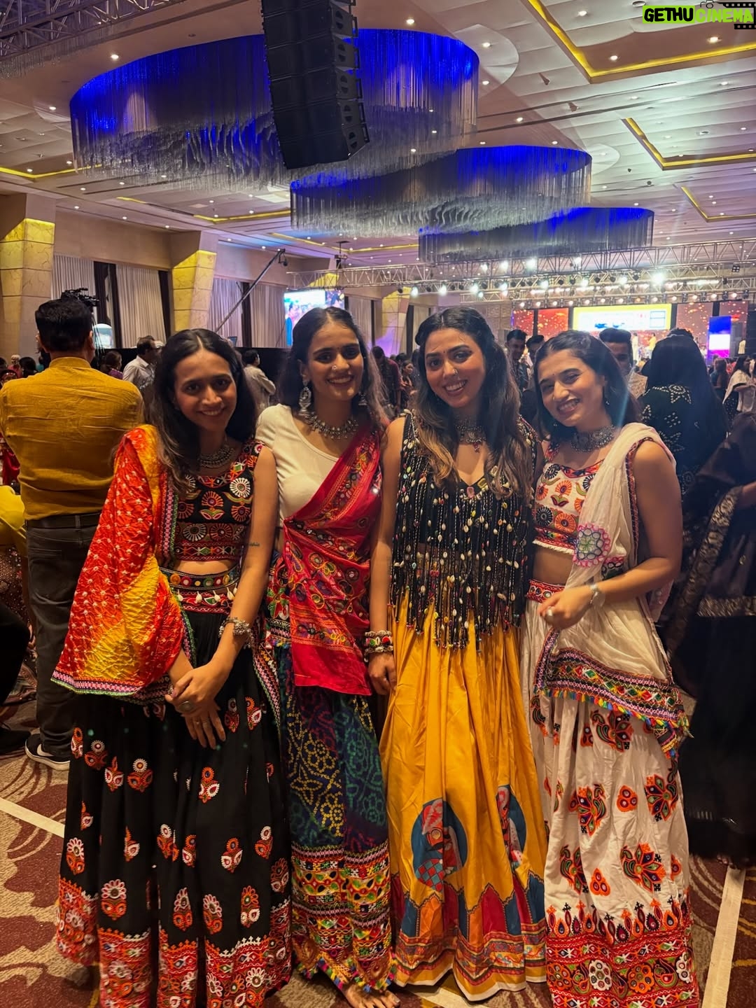 Jheel Mehta - 63.4K Likes - Beats, Colors and endless garba with the Andheri Bois 💖🧿 #navratri