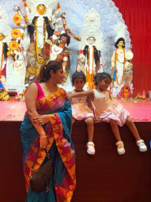 Jhilik Bhattacharjee Instagram - Subho Saptami 🌼 🙏🏻