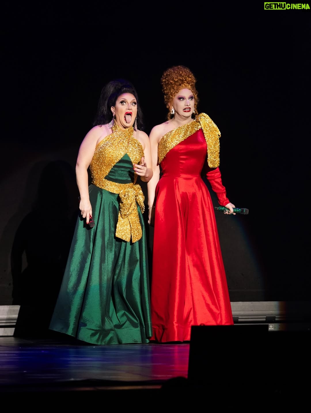 Jinkx Monsoon - 81.2K Likes - 🎂👯‍♀️Sisters, sisters… many men have tried to split us up but no one can (except for that quack doctor who separated us at birth!) Happy birthday!!! @bendelacreme 

Photos by @mettieostrowski