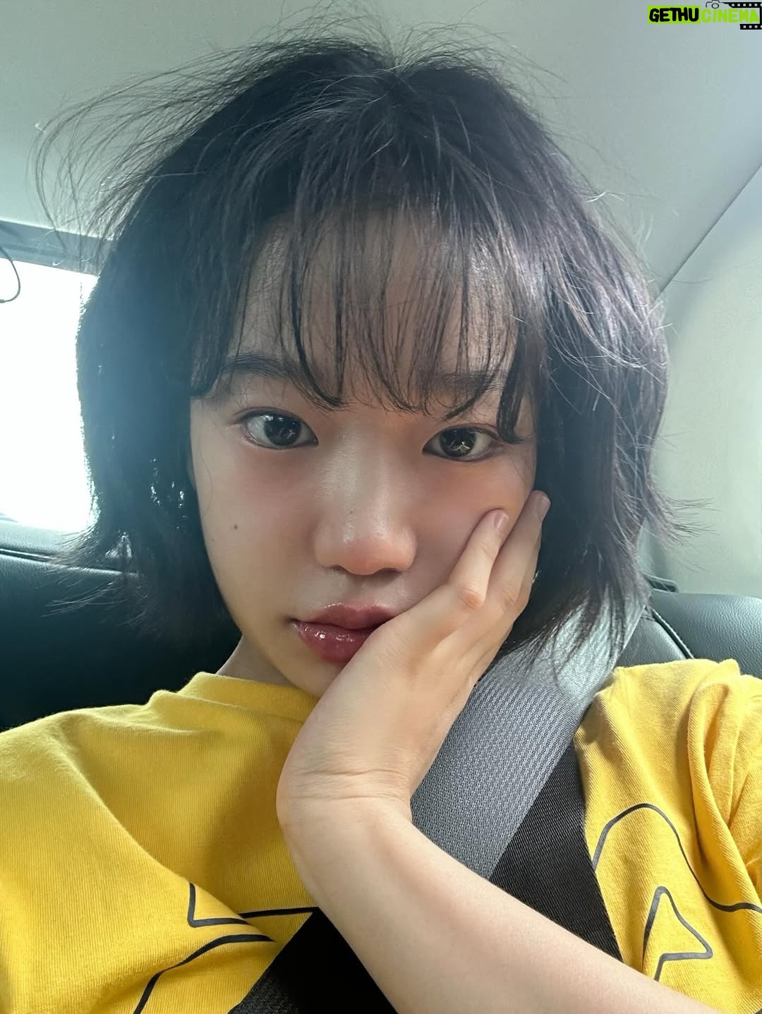 Jo Yu-ri - 3 Million Likes - 💛🧡