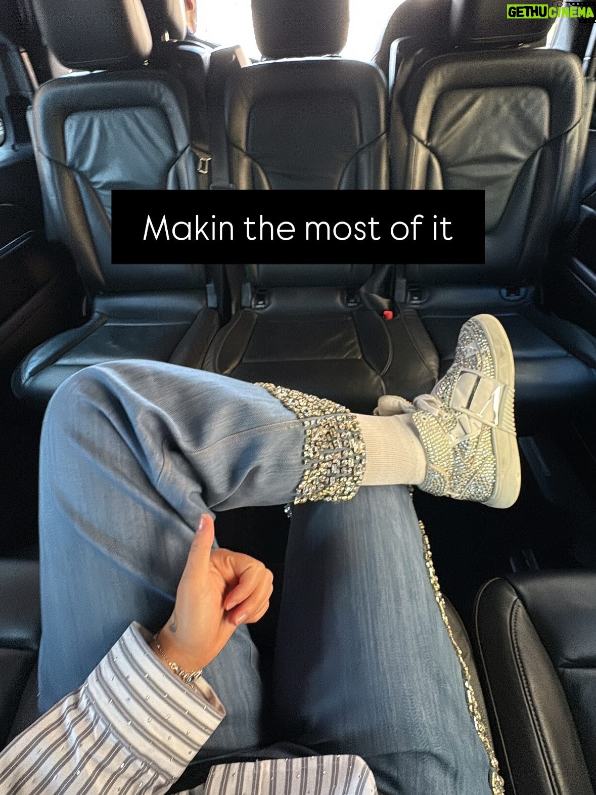 JoJo Siwa - 356.4K Likes - Golden days in Italy✨🇮🇹 
First time traveling to a new country alone…. Almost went without a hitch… quite literally had one hitch. Swipe to last slides to see what I’m talking about😅
Now headed back home for my last week of rehearsals for my INFINITY HEART tour in Europe next week!🤍