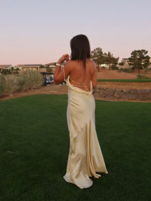 Joanna Jędrzejczyk Instagram - Yesterday we celebrated the love and marriage of two beautiful souls @artistrybyrebecca & @funkmastermma 💍 

Congratulations on your wedding 🕊️

👗 @violapiekut 

WEDDING • OUTDOORS • MARRIAGE • WEDDING DRESS • GOLF CLUB • ŚLUB • WESELE