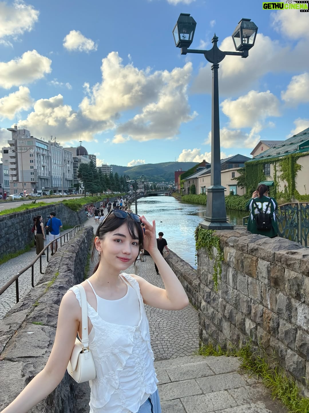 Joanne Missingham - 19.5K Likes - 這次去日本收拾行李發現多了空間可以利用一直在思考比之前少了什麼🤔
才想到終於不用再帶一堆保養液、人工淚液、隱形眼鏡之類的了！只需要一副太陽眼鏡😎
距離眼睛雷射手術也默默過一年了，沒有任何不適、水霧感，讓我在旅程中更享受每個風景，很開心去年做了這個超棒的決定❤️
(每個人眼睛狀況不同，還是需要經過專業評估哦)

#SMILEPro #近視雷射
@cceye_1997
