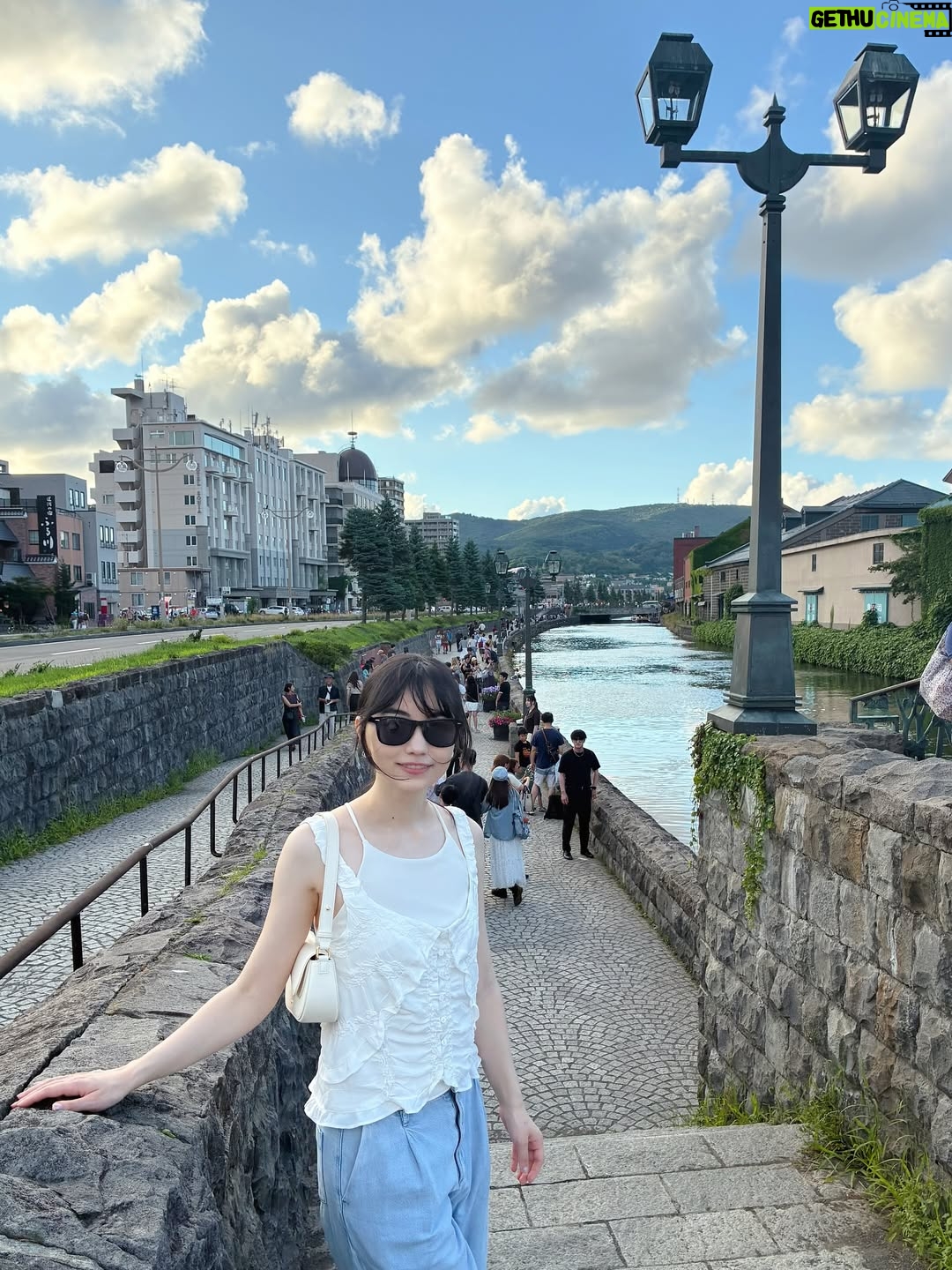 Joanne Missingham - 19.5K Likes - 這次去日本收拾行李發現多了空間可以利用一直在思考比之前少了什麼🤔
才想到終於不用再帶一堆保養液、人工淚液、隱形眼鏡之類的了！只需要一副太陽眼鏡😎
距離眼睛雷射手術也默默過一年了，沒有任何不適、水霧感，讓我在旅程中更享受每個風景，很開心去年做了這個超棒的決定❤️
(每個人眼睛狀況不同，還是需要經過專業評估哦)

#SMILEPro #近視雷射
@cceye_1997