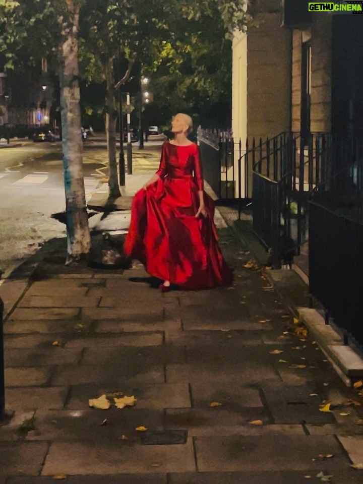 Joely Richardson - 13.2K Likes - With my job I get to wear exquisite costumes, and work with exceptional designers. The way Loulou @maisonbontemps  styles , reminds me of Patricia Field’s work -character with a twist (@patriciafield #sexinthecity). Here Loulou put together a Vintage Carolina Herrera dress, bag @cliopeppiatt , @elizabethgagejewellery and @gianvitorossi shoes. We worked together on @netflix ‘The Gentlemen’, and are now on Guy Ritchie’s  second season of it . We got to film in Italy where Loulou stole the show with her 🏍️ and general fabulousness . Grazie Bella ♥️ ( all time great swim we had off those rocks with @jazziblackborow to the Madonna statue) #workmanship #tops # talent #character #italy #flightsoffancy #downtonabbey #premiere #swims