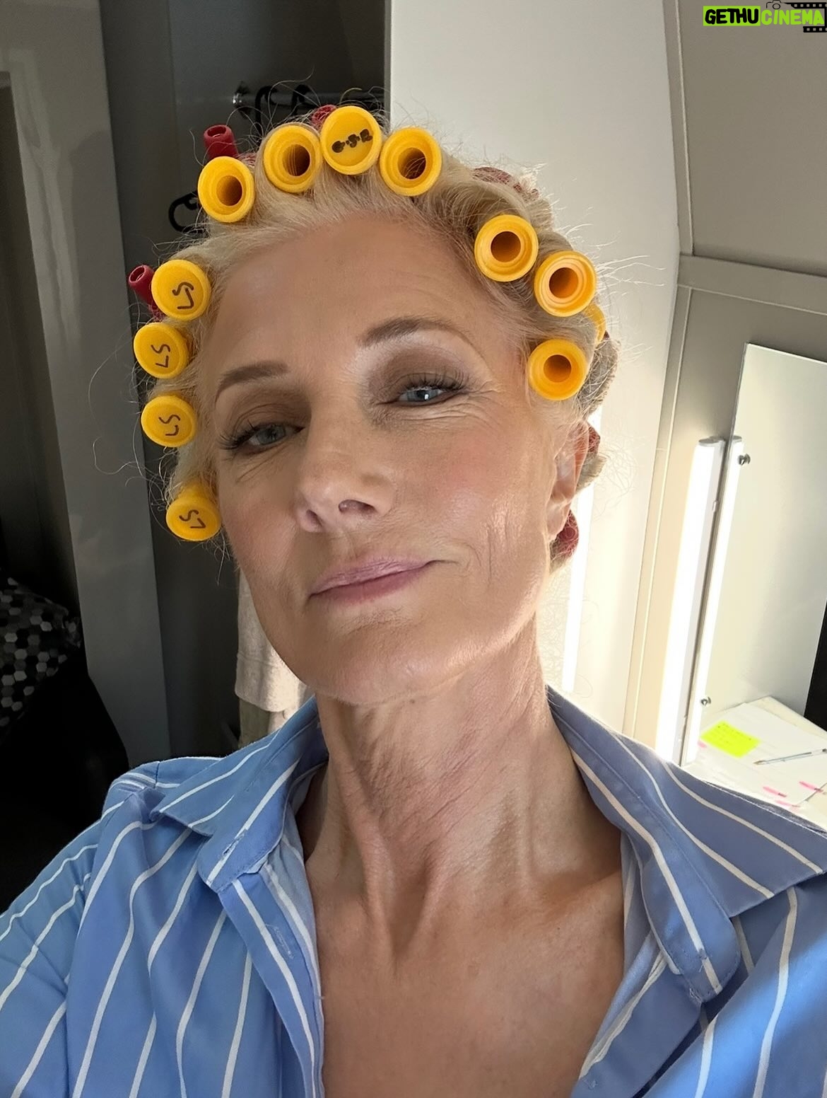 Joely Richardson - 17.1K Likes - As the last post was dedicated to costumes and design, this one is for the magic of hair and makeup artistry. On my brief visit to ‘Downton Abbey’ I got to work with 2 fabulous artists- @lornastimson and @vellismakeupandhair (we worked together on ‘Gentlemen ‘ season 1). I thought I’d show pictures of the steps and different looks ( Sabrina vs lady Petersfield ). It’s such an intimate and creative process deciding on the character . They do the outside, the actor the inside, the director the whole shebang. Thank you Vickie and Lorna ♥️❤️#makeup #hair #hairstylist #artists @downtonabbeyfilms