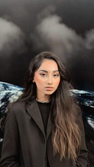 Joker Queen Instagram - Swim 🖤 #reels #reelitfeelit #reelsinstagram #explorepage #bangladesh #joker_queen_2020
