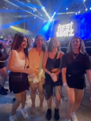 Joty Kaur Instagram - Breaking Borders dump ✨ Too many memories to fit in one post and this still doesn’t capture it all. Grateful, blessed, and forever thankful for the WIBEZ, the music, and the moments with amazing people. TIL next time 🥂

#breakingborders #fun #friends #punjabimusic