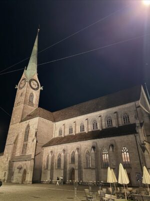 Joty Kaur Instagram - 8 hours in Zurich 🇨🇭

#travel #zurich