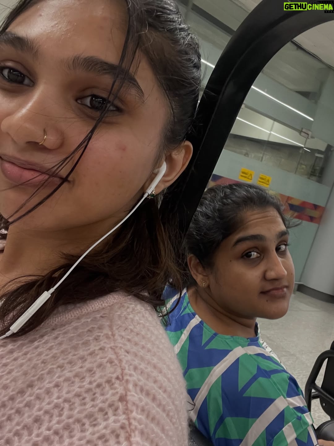 Jovika vijaykumar - 21.3K Likes - Happy 45th birthday kondais, my ipad kid 🥰 i’m grateful for you and i love you the most ♥️ the best years are ahead 🌸