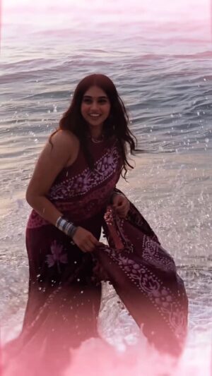 Jovika vijaykumar Instagram - 🌸💜

captured by @photosbyvetri__ 📸