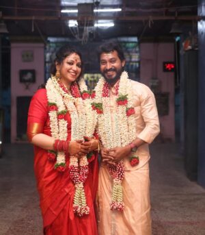 Joy Crizildaa Instagram - Baby loading 2025🤰
We are pregnant 🤰 
6th month of pregnancy 

#madhampattyrangaraj #madhampattypakashala #chefrangaraj #chefmadhampattyrangaraj #madhampatty_rangaraj #wearepregnant #2025 #mrandmrs #mrsrangaraj #wifeofmadhampattyrangaraj