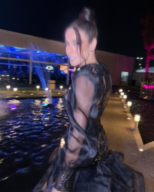 Julia Gama Instagram - Es un honor recibir la “Palma de Oro” a la Excelencia Profesional 2025, agradezco a la @cinpe.mx y a cada uno de sus fundadores por su consideración. ¡Gracias México y a la gente mexicana por su cariño y generosidad siempre!
Vestido del talentoso @angelfarfalla by @buffoni_theshowroom .
#palmadeoro #latinosunidos