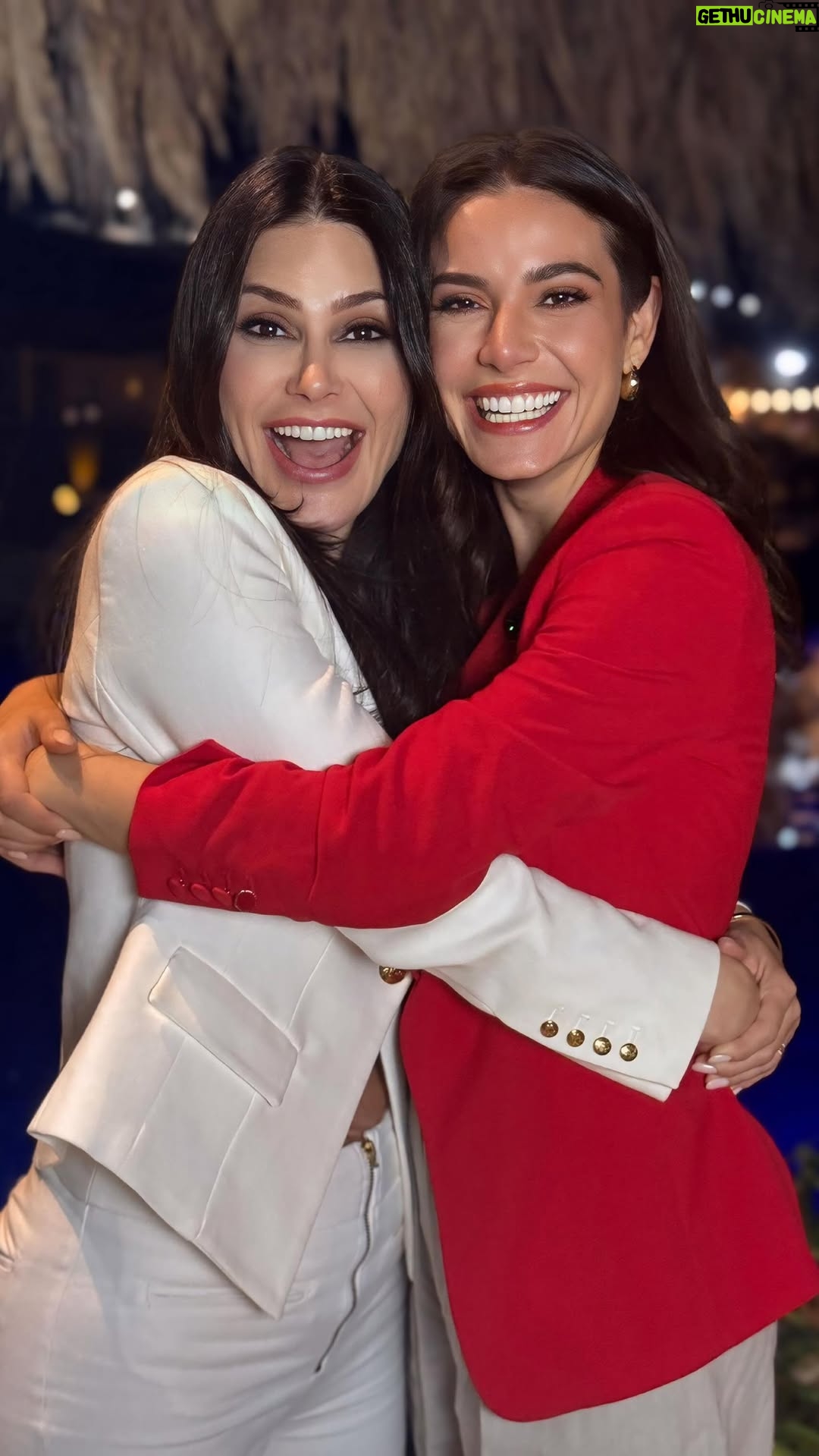 Julia Gama - 6.5K Likes - Quando duas misses se reencontram, duas histórias que já emocionaram todo um país se unem em um mesmo propósito! ✨

@juliawgama e @nataliagoficial agora somam suas experiências na nova Organização Miss Universe Brasil, trazendo bagagem, propósito e dedicação para entregar a magnitude que todos sempre sonharam. E vocês fazem parte dessa nova jornada! 💙💛💚

#missuniverse #missuniverso #missbrasil #mub #missuniversebrasil