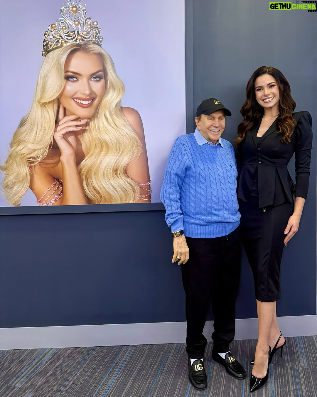 Julia Gama - 5.8K Likes - Every success story is written by many hands and hearts 🩶🤍 — nothing truly grand is ever built alone!

We are truly honored and delighted to be part of the @missuniverse family.

Our visit to Mexico, this wonderful country, was intense, enriching, and truly essential. We were welcomed with such warmth and generosity at the Miss Universe’s Headquarters that we immediately felt at home. The support we received gives us even more strength and motivation to continue building remarkable things together.

In just a few days, we experienced meaningful encounters that are already paving the way for prosperous and transformative projects.

It was an honor to meet and exchange ideas with @raulrocha777 , President of @legacy.holding and @missuniverse, @bucaromariomexico , VP of @missuniverse , and @oliviaquido , VP of Global Partnerships at @missuniverseskincare . More than partners, we found friends — and we return inspired and grateful to be cultivating a shared purpose that we are confident will accompany us in every step of this journey. 

_________________________________

Toda história de sucesso é escrita por muitas mãos e  corações 🩶🤍, nada grandioso se constrói sozinho!

Estamos honrados e felizes  por sermos parte da família @missuniverse.

Nossa vinda ao México, este país maravilhoso, foi intensa, enriquecedora e fundamental. Fomos recebidos com carinho e generosidade na sede do Miss Universe , onde nos sentimos verdadeiramente em casa. O apoio que nos brindaram nos dá ainda mais força e motivação para seguir juntos construindo coisas grandiosas.

Em poucos dias vivemos encontros importantes que  abrem caminhos para a realização de projetos prósperos e transformadores.

Foi uma honra conhecer e compartilhar ideias com @raulrocha777 , Presidente da @legacy.holding e do @missuniverse , @bucaromariomexico , VP @missuniverse e @oliviaquido , VP Global Partnerships @missuniverseskincare , Mais do que parceiros, encontramos amigos — e saímos inspirados e gratos por estarmos cultivando um propósito em comum, que temos certeza nos acompanhará em cada passo dessa jornada. 🌟

#missuniverse #missbrasil #missuniversebrasil #mub #mexico #brasil