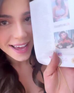 Julia Gama Instagram - Es hermoso regresar a la vida real y sentirse así de apapachada. Estoy sin palabras para agradecerles, mis hermosas, no solo por este hermoso detalle, sino por todo el apoyo y cariño que me brindan desde hace mucho tiempo.
🥹❤️
De verdad, lo más bonito que me llevo de toda esta aventura es haber conectado con personas tan especiales como ustedes, que comparten los mismos principios y valores.
Siento que eso es lo que guardo en mi corazón, y sé que ustedes estarán a mi lado en todo lo que viene, porque lo mejor está por venir.
¡Las amo! No sé cómo expresarlo con palabras, pero las amo. ¡Vamos juntas por más! ❤️✨
@08hermosa15
@rod_fonseca25
@gaby0817_pty
@mariaegonzalezv
@carolinarzm
@juliawgama_mx
@karlita_sinmas
@universo_rafalia
@rafalia_pa
@juliawgama_cdmx
@sarahisarria
