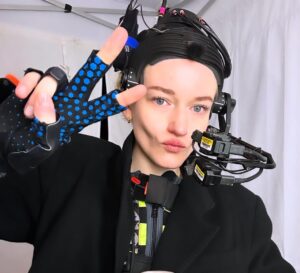 Julia Garner Instagram - Thank you for watching. Xo

#weapons #fantasticfour 🔫🏄‍♀️