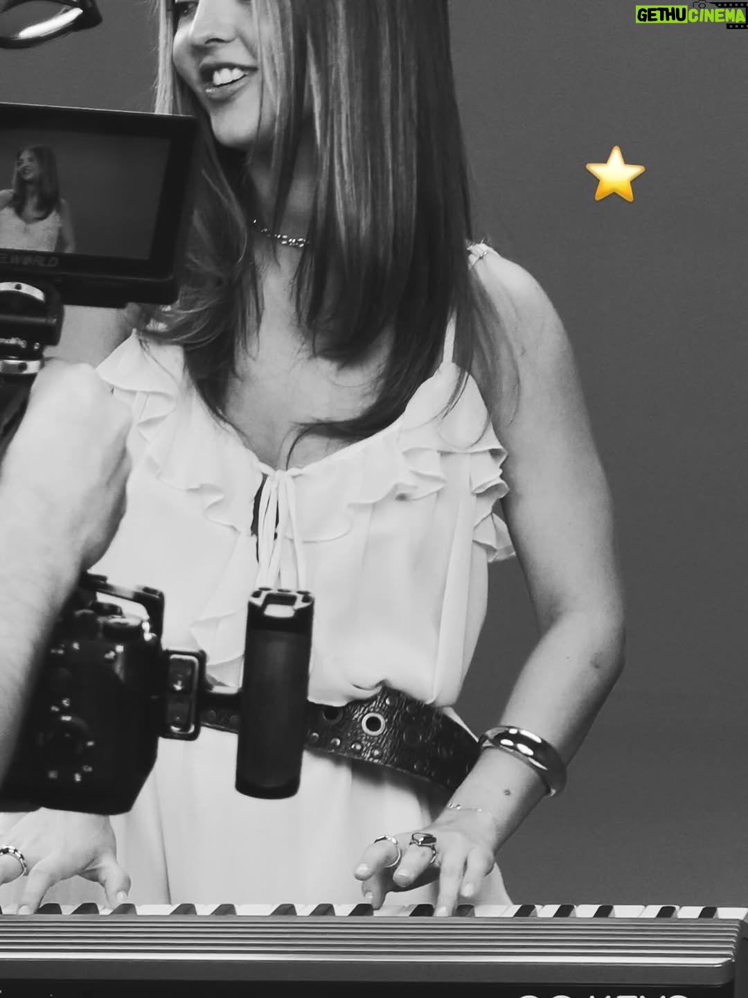 Júlia Gomes - 2K Likes - ⭐️